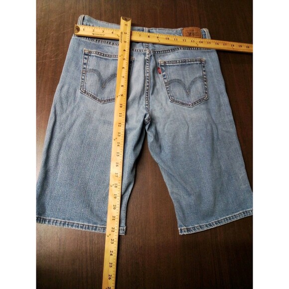 Women's Levi Shorts Style 515 Size 8 Y2K - Picture 5 of 10